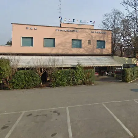 Arlecchino מלון 3*